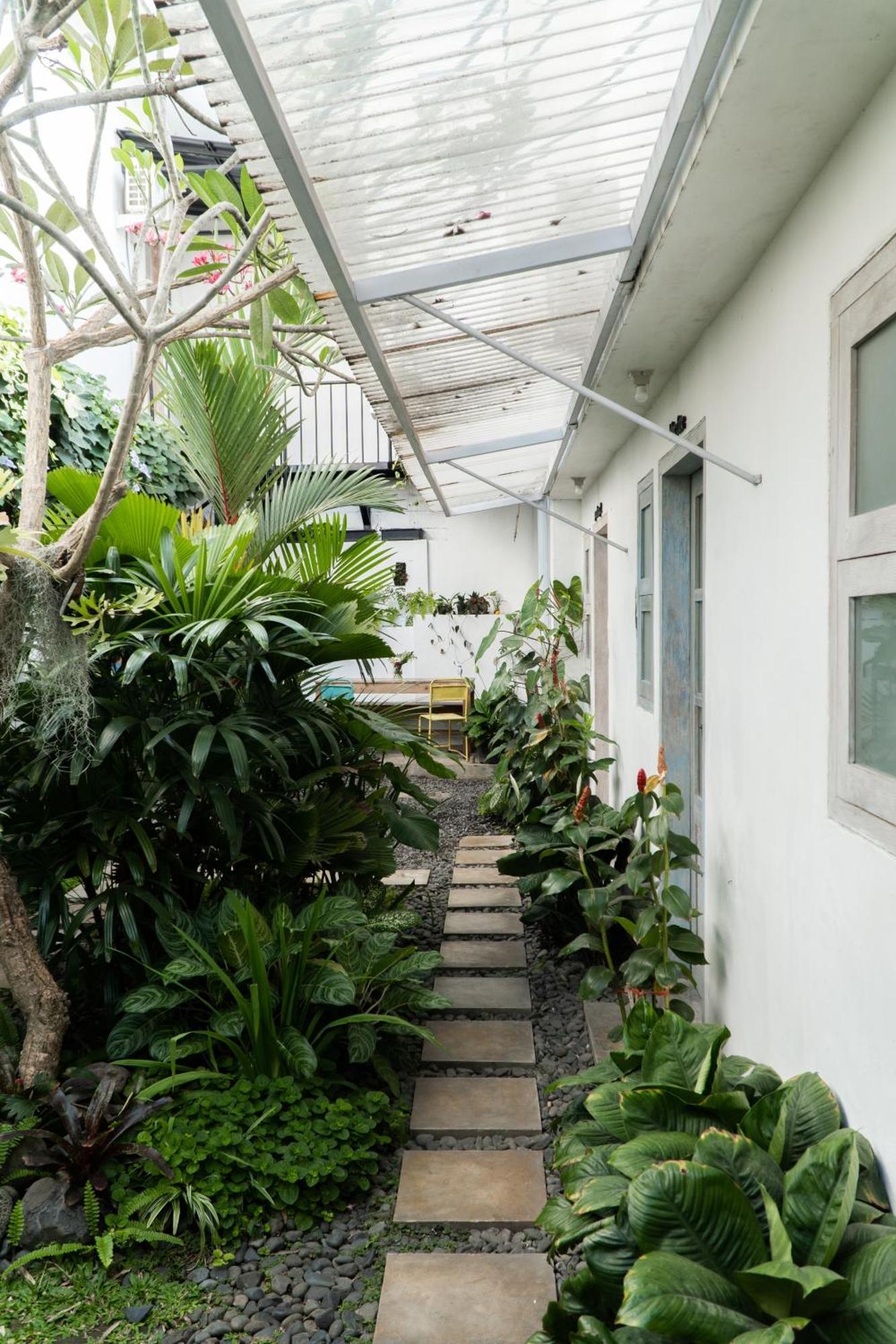 Betah Homestay Banyuwangi Banyuwangi  Exterior foto